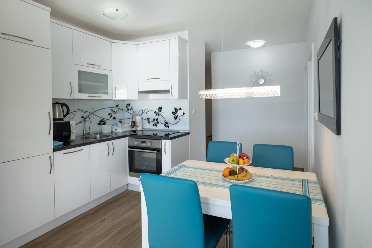 Apartman Nimfa Zivogosce イグラネ エクステリア 写真